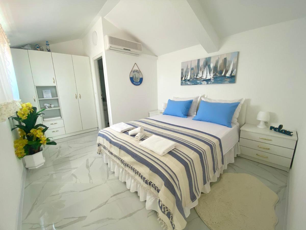 Apartments And Rooms Katarina Živogošće 외부 사진
