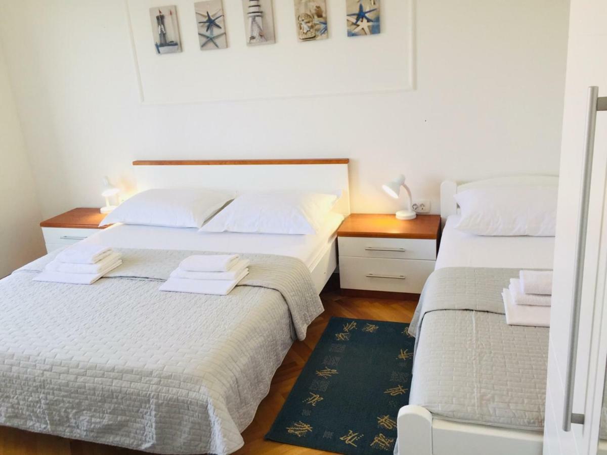 Apartments And Rooms Katarina Živogošće 외부 사진
